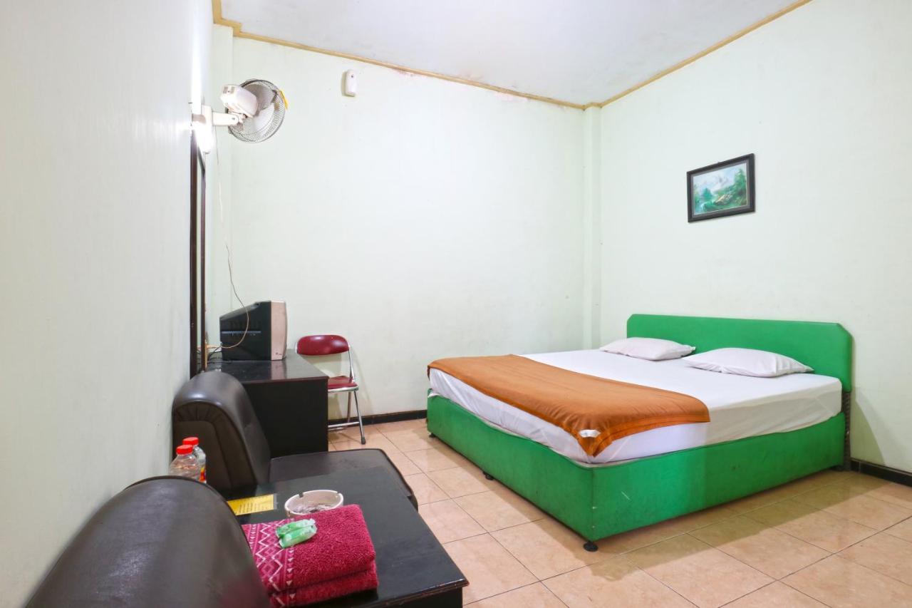 Hotel Camelia Malang Exterior foto